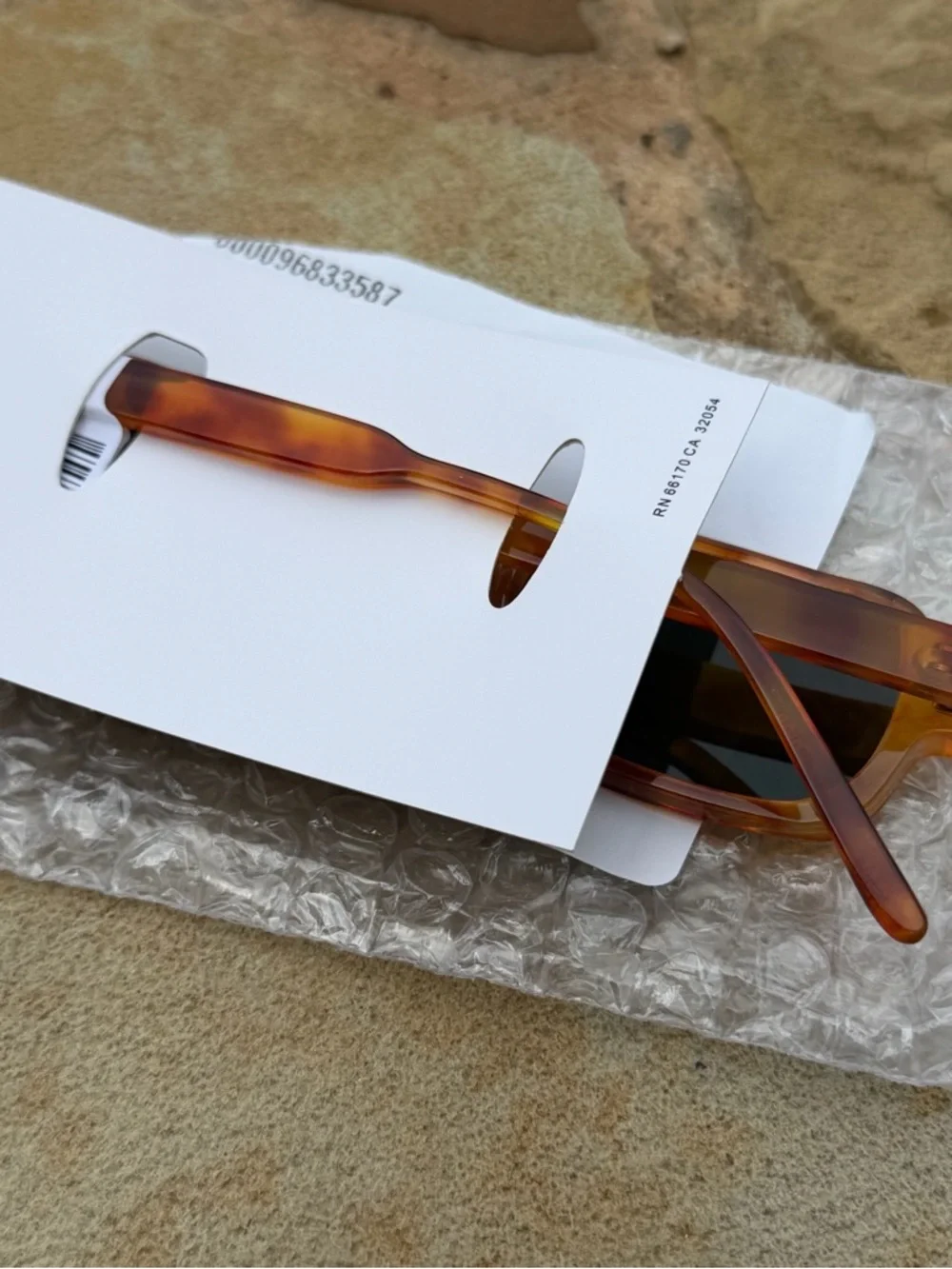 Urban Outfitters NWT Betsy Rectangle Sunglasses - Picture 2 of 4